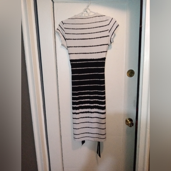 "JANE LAMERTON" LADIES DRESS - Picture 5 of 16